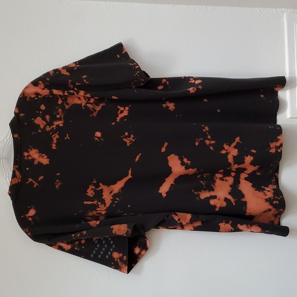 Express Liberty 1980 Graphic Tee - Picture 6 of 6